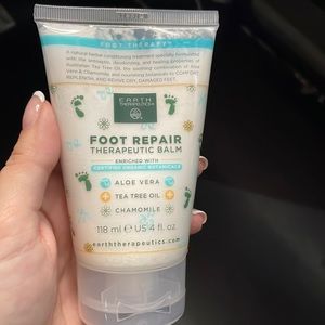 NWT Earth therapeutics foot repair therapeutic bomb